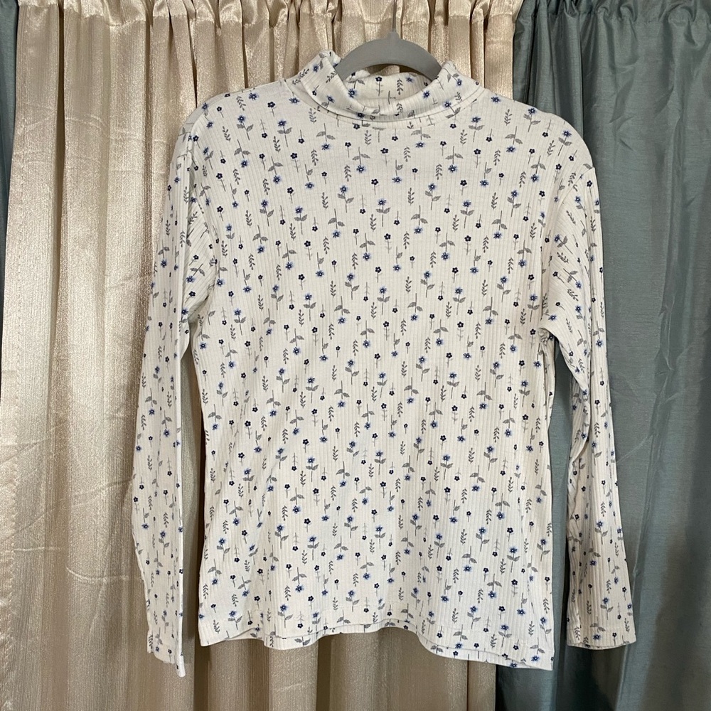 Floral Long Sleeve Turtleneck Top